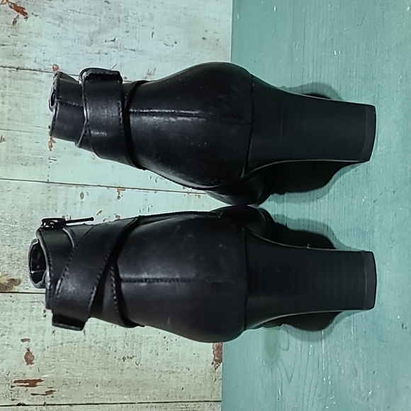 Lauren Ralph Lauren ankle boots - Picture 4 of 10